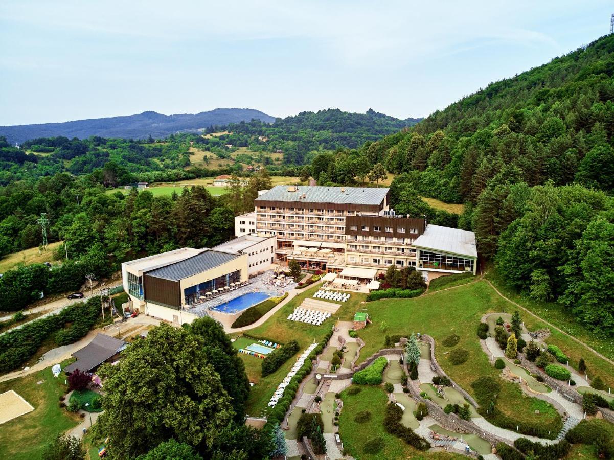 Hotel Sitno Forest Resort Vyhne Exterior foto