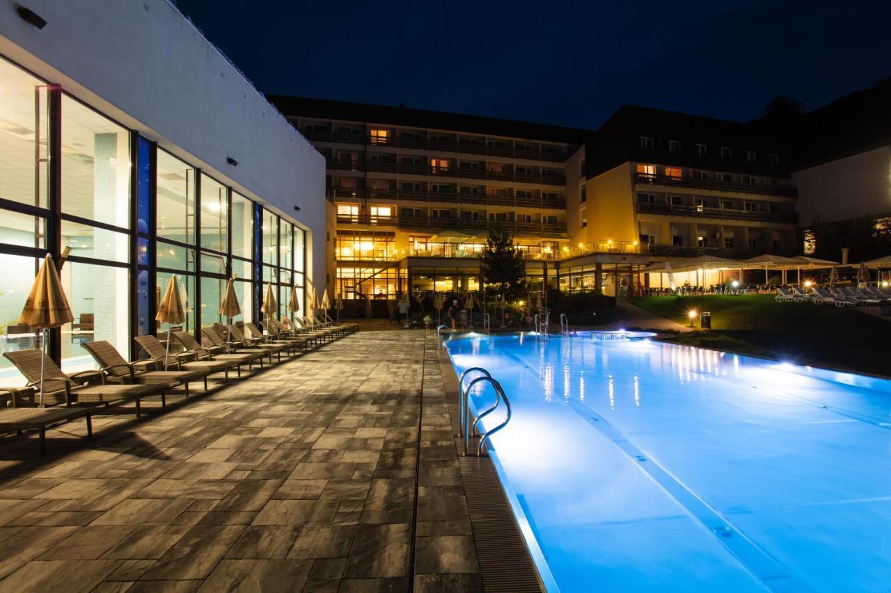 Hotel Sitno Forest Resort Vyhne Exterior foto