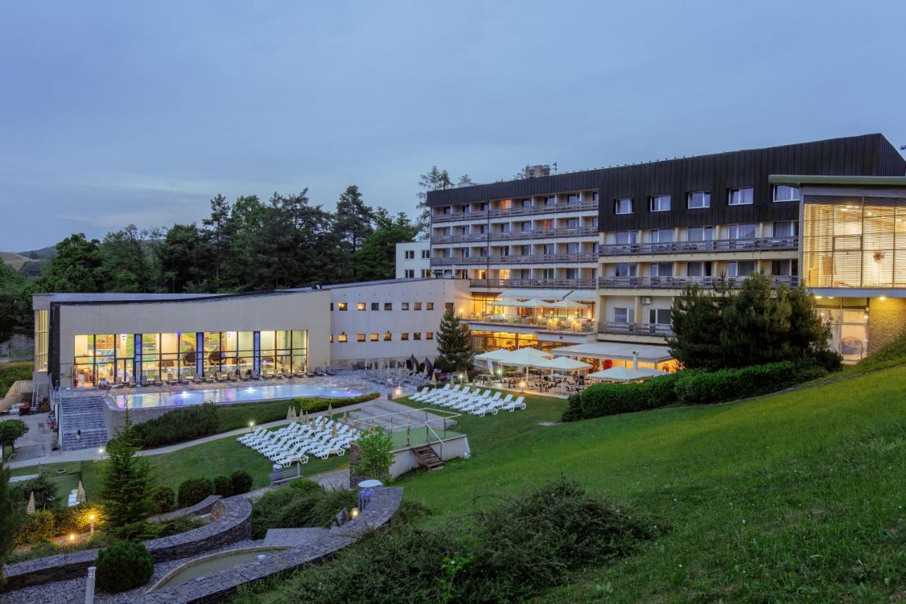 Hotel Sitno Forest Resort Vyhne Exterior foto