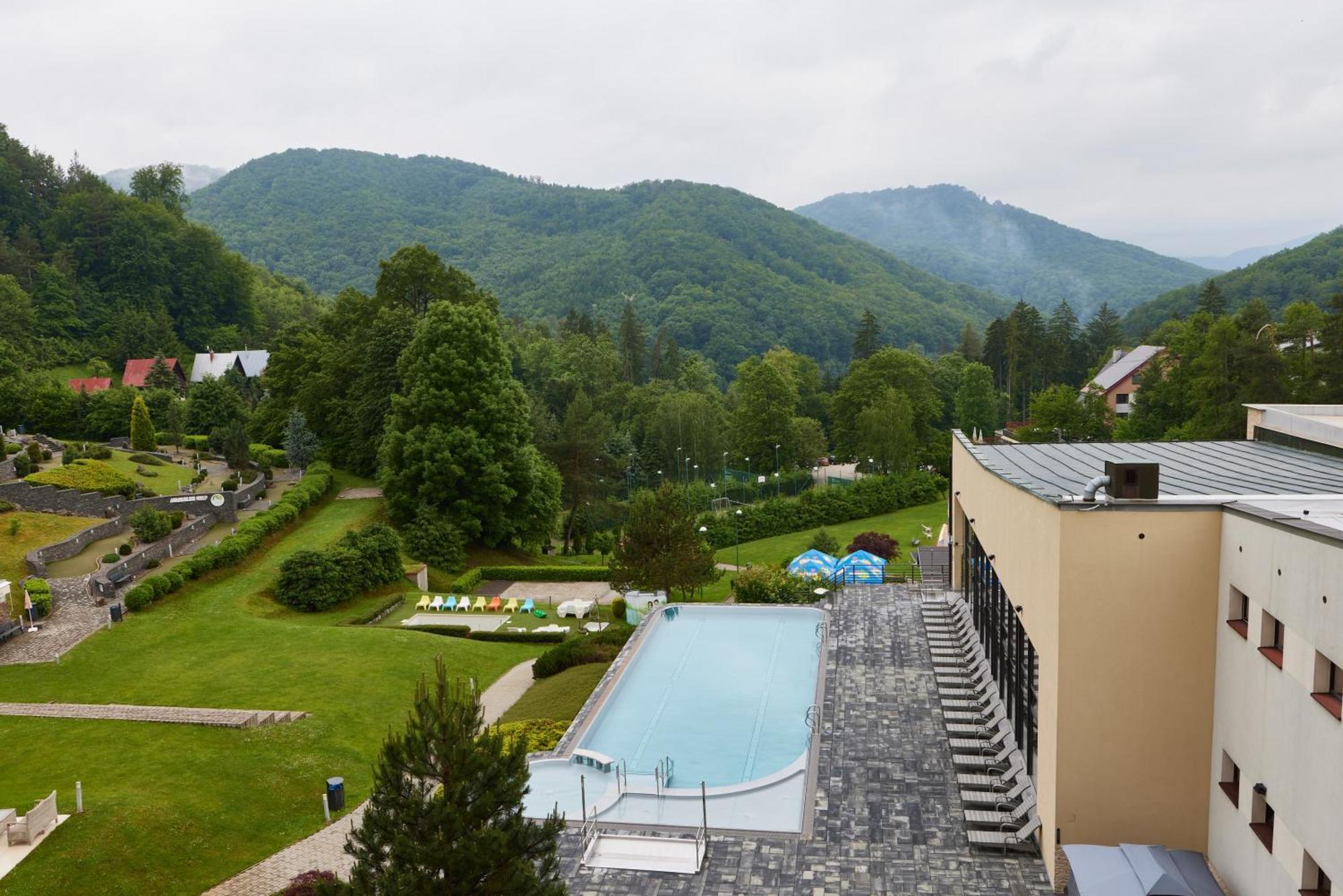 Hotel Sitno Forest Resort Vyhne Exterior foto